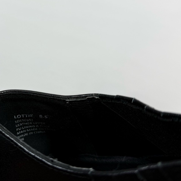 Steve Madden Size 8.5 Black Ankle Booties - Picture 9 of 14